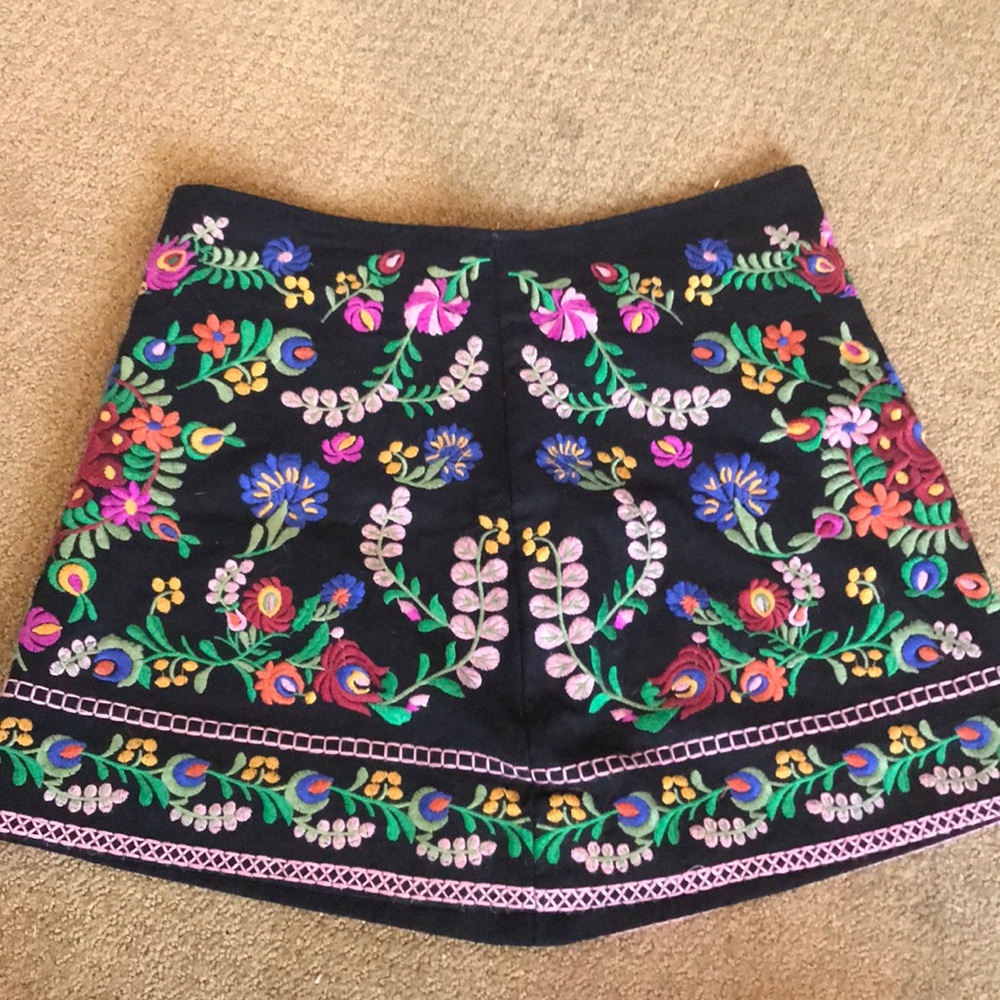Vintage embroidered skirt no tags
